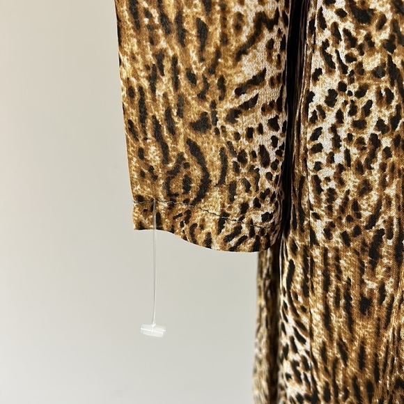 Reformation Brooke Animal Print Wrap
Dress Leopard Cheetah Mini Sz XS NEW - Picture 9 of 11